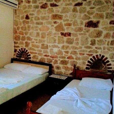 Altin Skrapari Guesthouse Ксамил Екстериор снимка