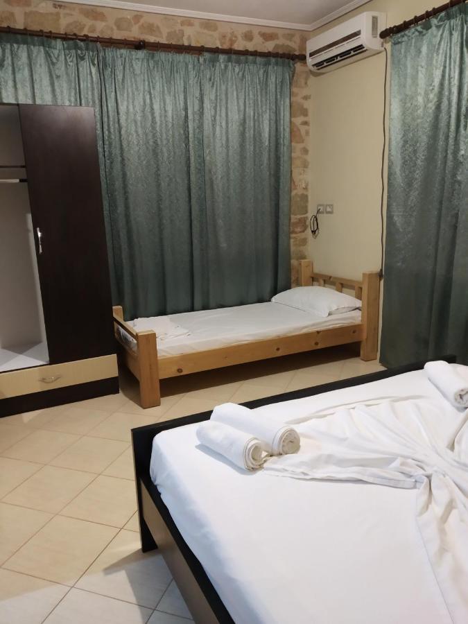 Altin Skrapari Guesthouse Ксамил Екстериор снимка